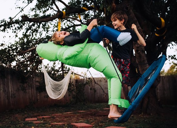 Les thèmes populaires : quels déguisements gonflables choisir ?